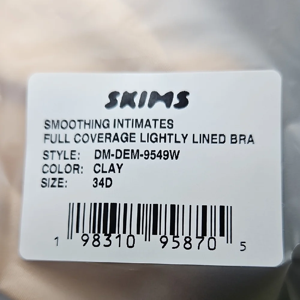 SKIMS Smoothing Intimates Full Coverage Lightly Lined Bra - Picture 4 of 15